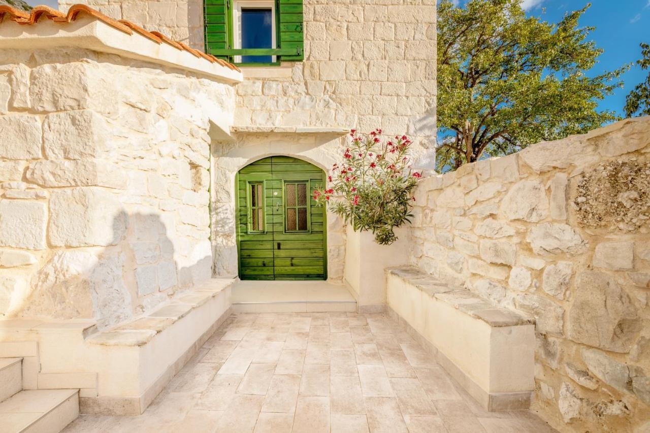 Old Stone House Gp Villa โปดสตรานา ภายนอก รูปภาพ
